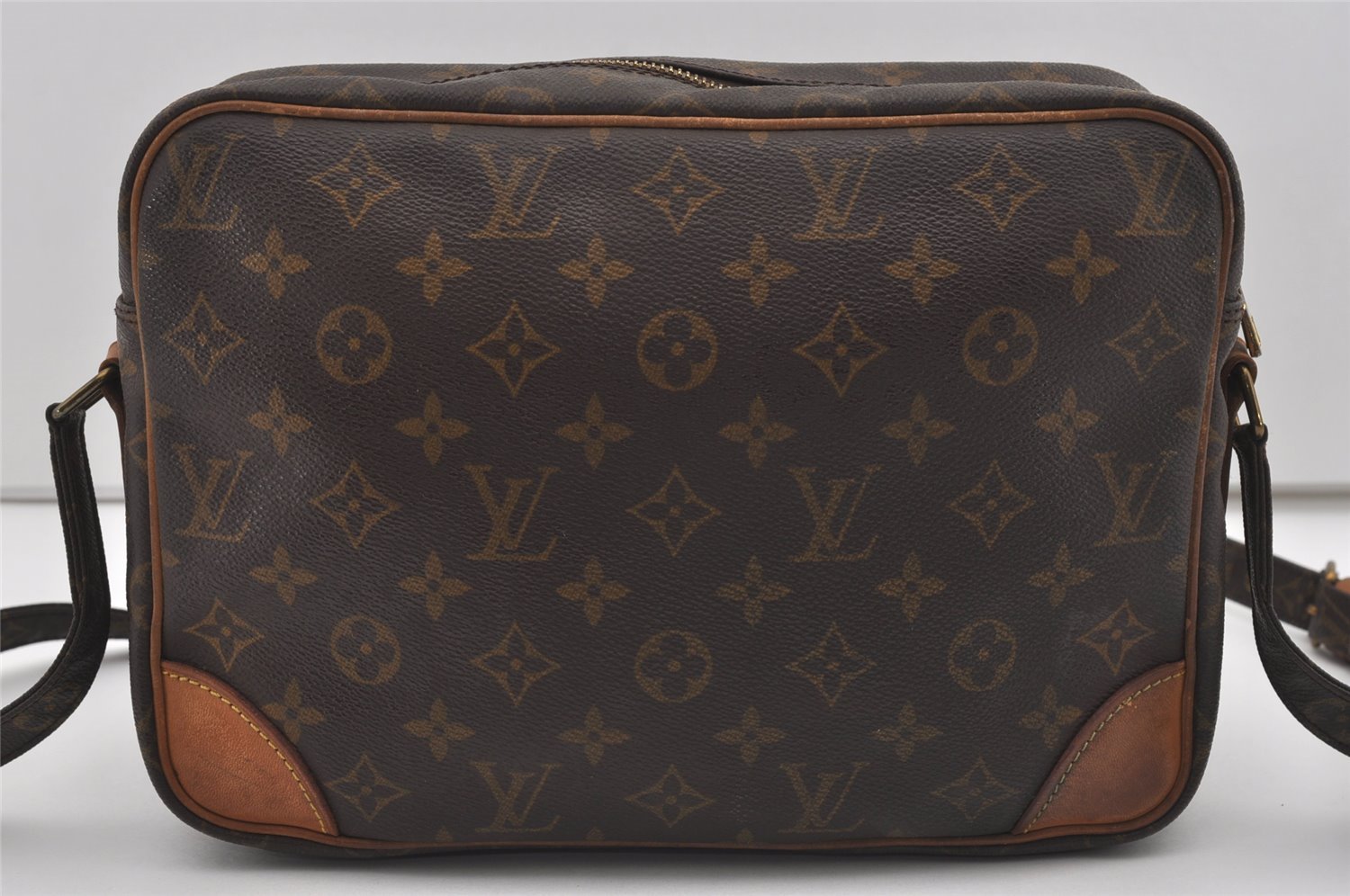 Authentic Louis Vuitton Monogram Nile Shoulder Cross Body Bag M45244 LV 1748I