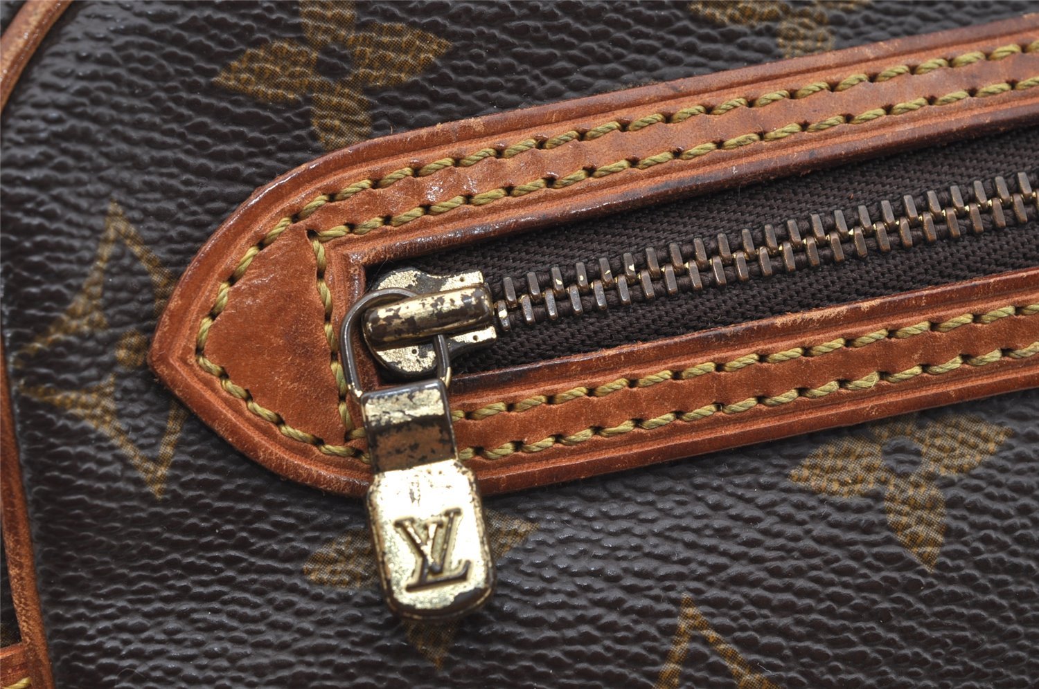 Authentic Louis Vuitton Monogram Marly Dragonne GM M51825 Clutch Hand Bag 1751I