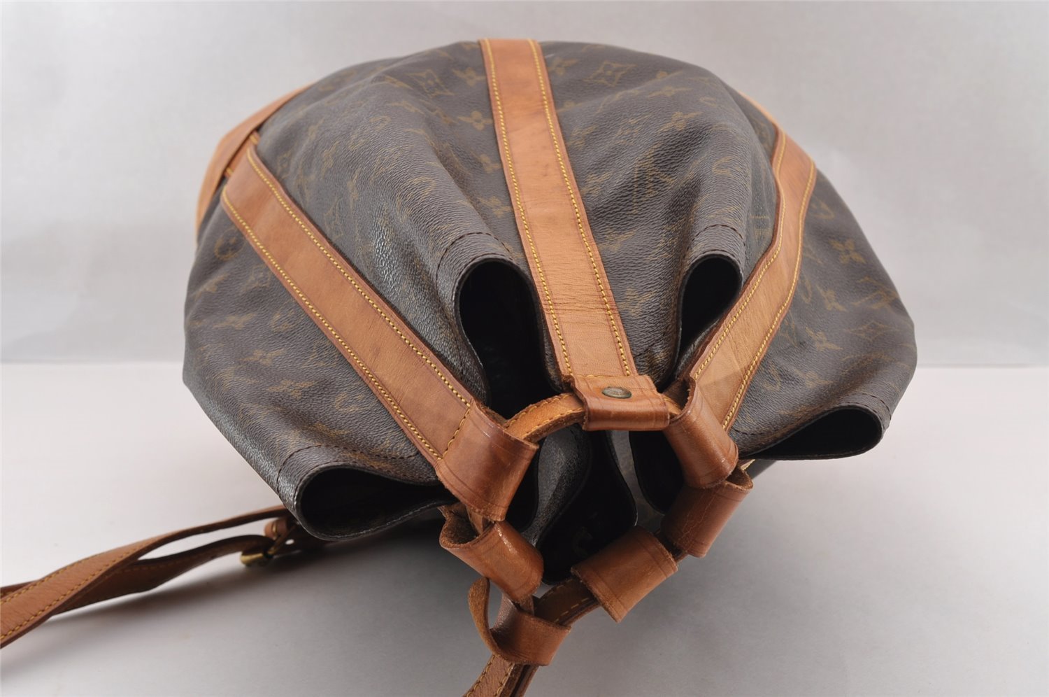 Authentic Louis Vuitton Monogram Randonnee GM Shoulder Bag M42244 LV 1754I