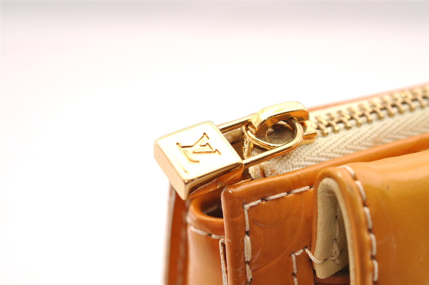 Auth Louis Vuitton Monogram Vernis Mott Shoulder Bag Yellow M91059 LV Junk 1758I