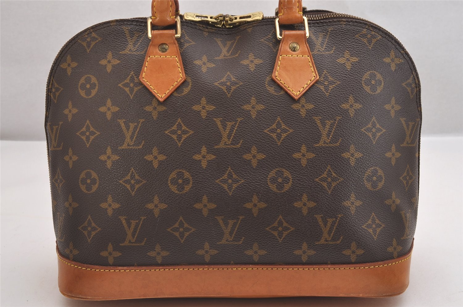 Authentic Louis Vuitton Monogram Alma Hand Bag Purse M51130 LV 1762I