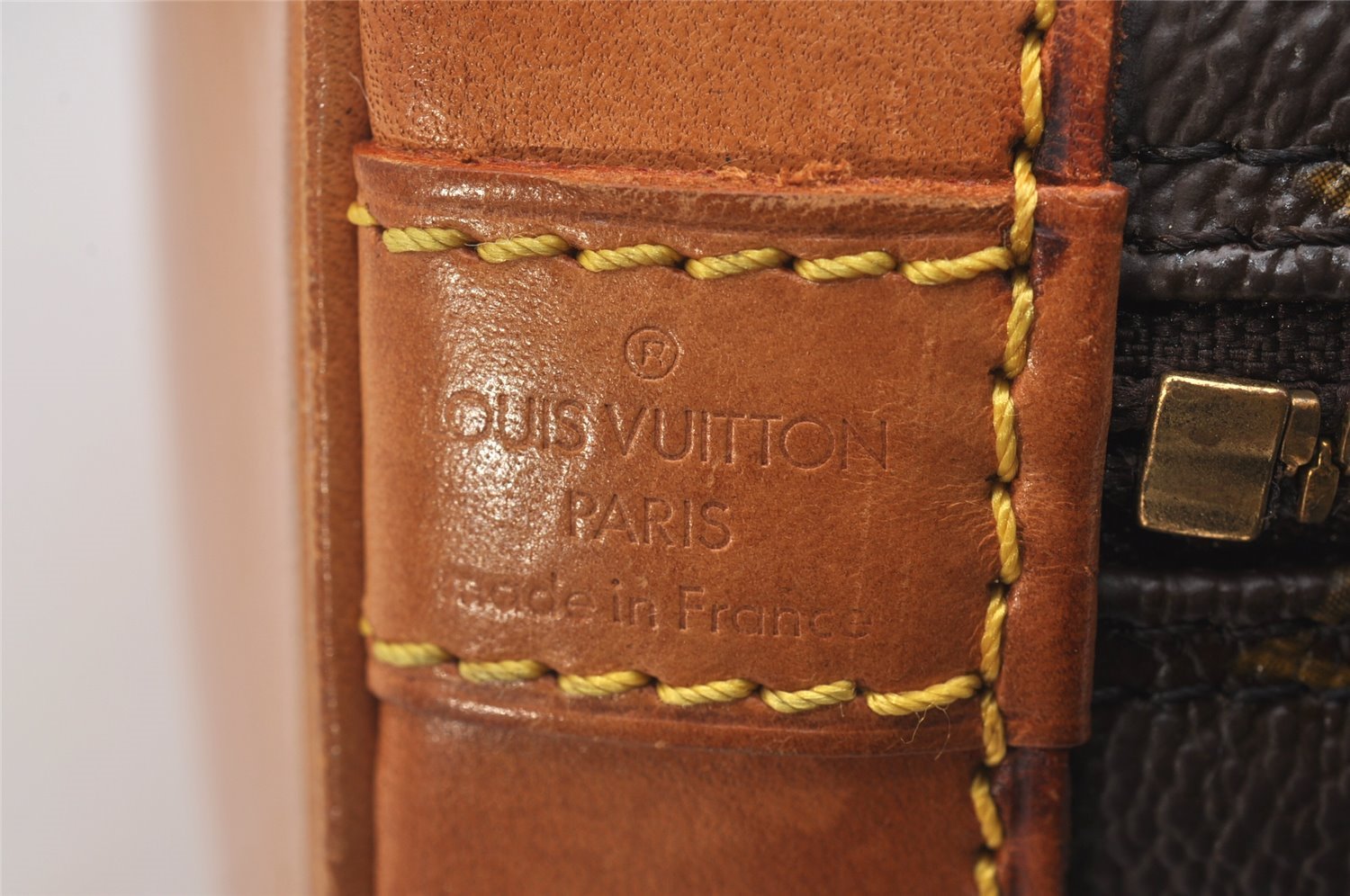 Authentic Louis Vuitton Monogram Alma Hand Bag Purse M51130 LV 1762I