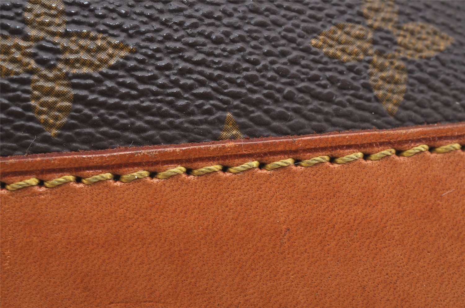 Authentic Louis Vuitton Monogram Alma Hand Bag Purse M51130 LV 1762I