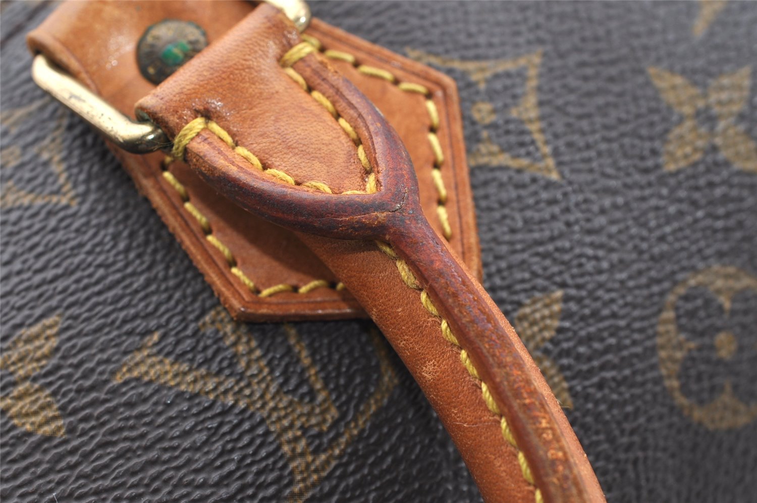 Authentic Louis Vuitton Monogram Speedy 30 Hand Boston Bag M41526 LV 1765I