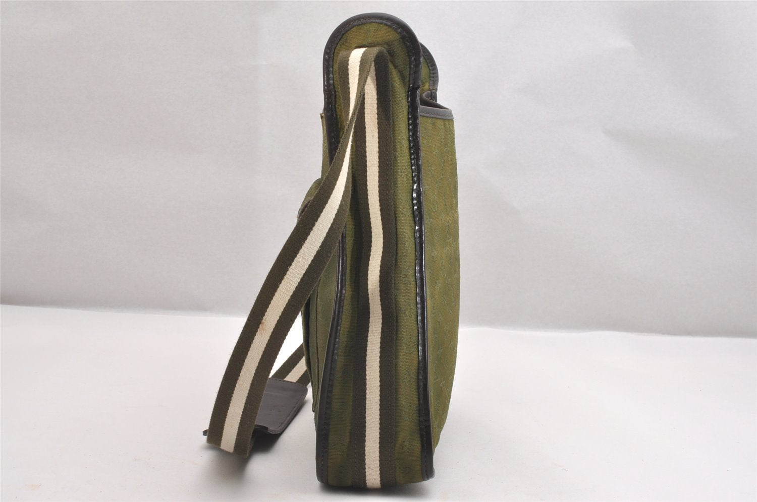 Authentic Louis Vuitton Monogram Mini Besace Mary Kate Shoulder Bag Green 1770I