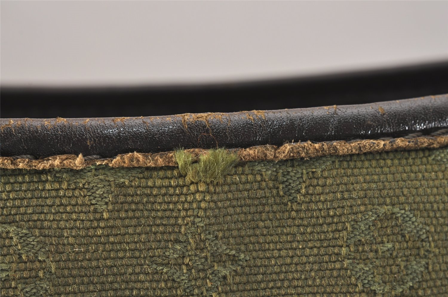 Authentic Louis Vuitton Monogram Mini Besace Mary Kate Shoulder Bag Green 1770I