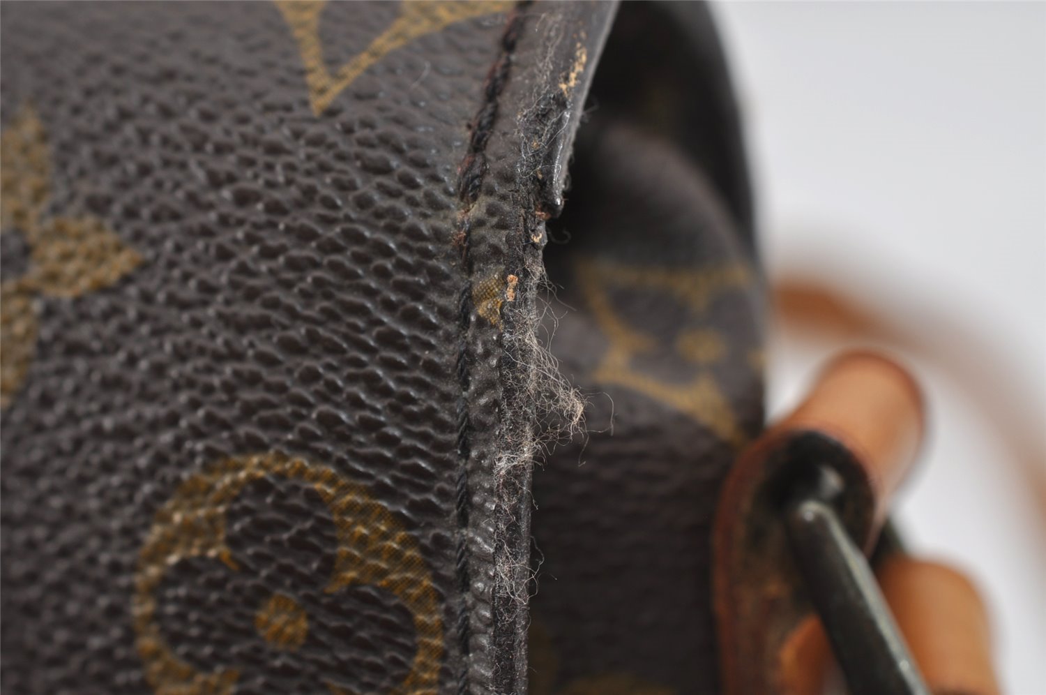 Authentic Louis Vuitton Monogram Saint Cloud MM M51243 Shoulder Cross Bag 1775I