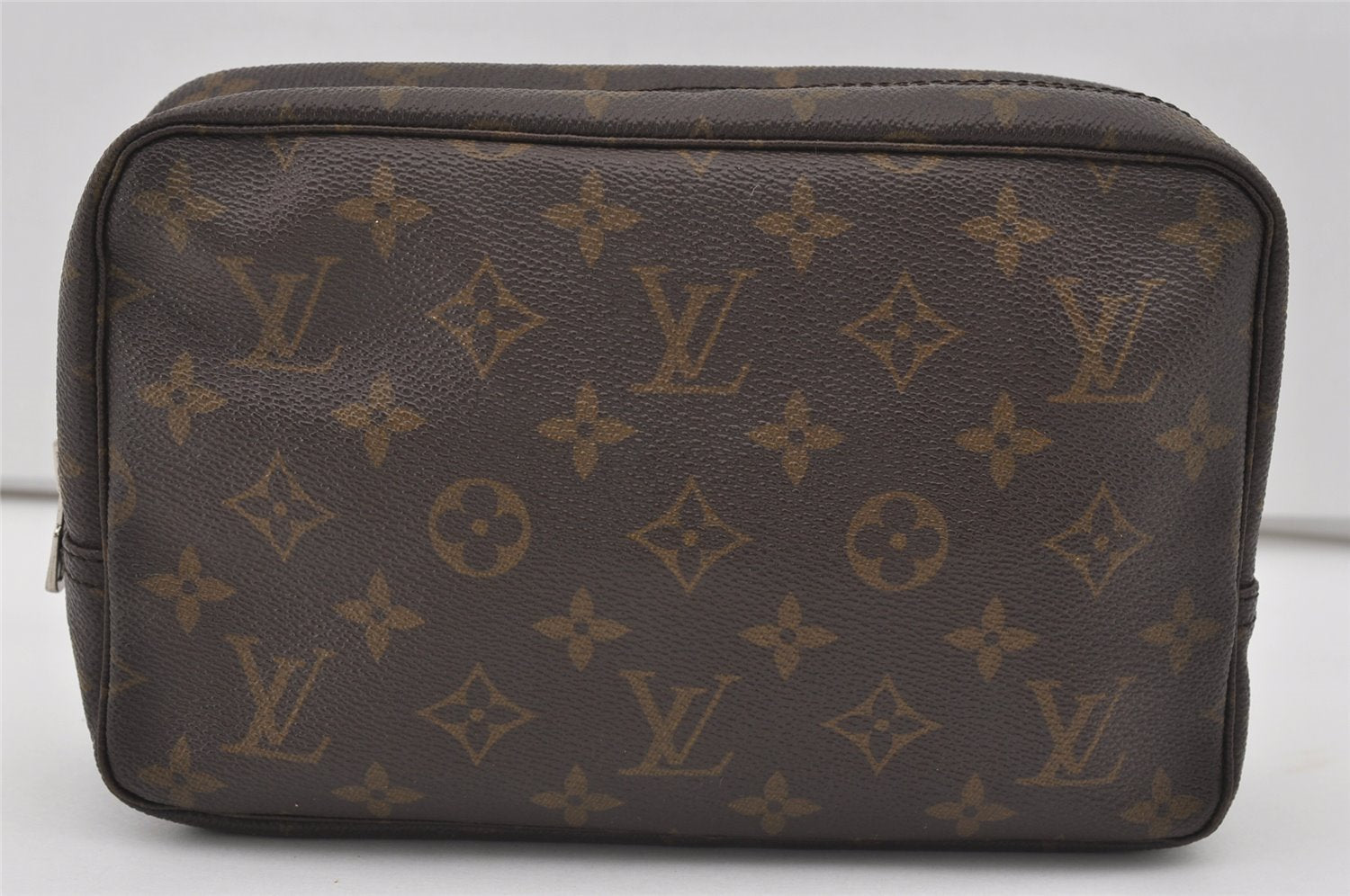Auth Louis Vuitton Monogram Trousse Toilette 23 Clutch Hand Bag M47524 LV 1781I