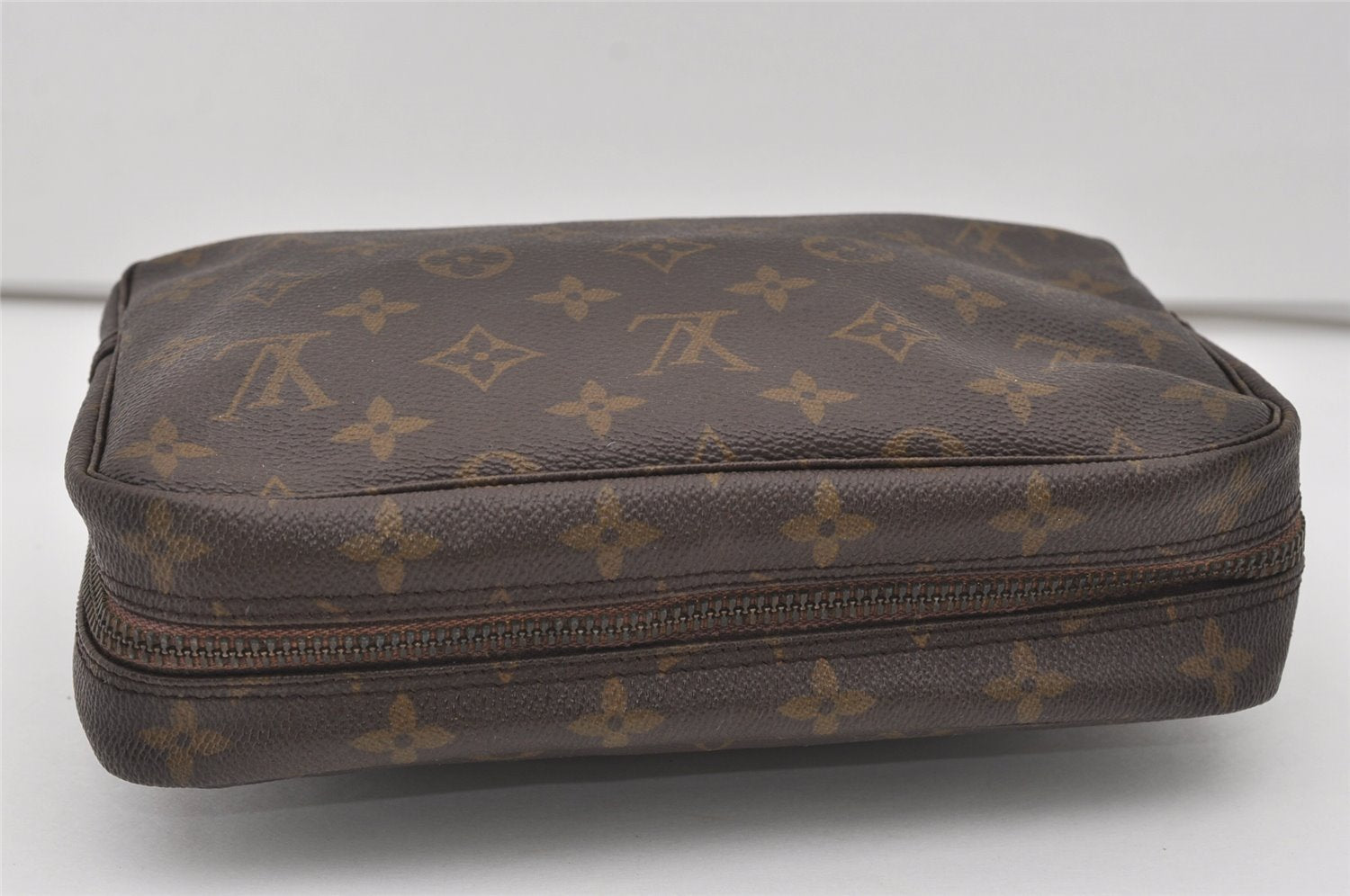 Auth Louis Vuitton Monogram Trousse Toilette 23 Clutch Hand Bag M47524 LV 1781I