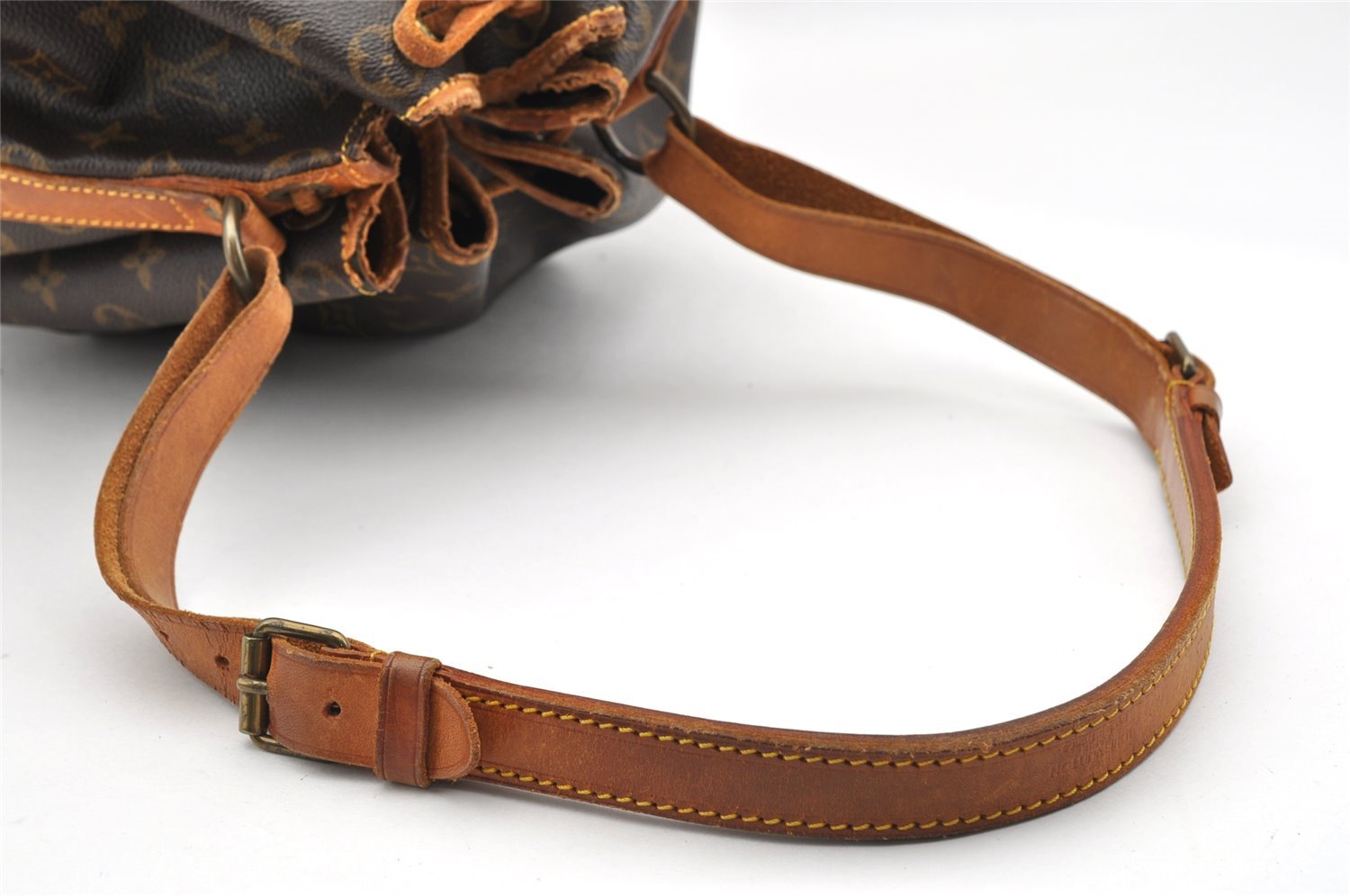 Authentic Louis Vuitton Monogram Noe Shoulder Drawstring Bag M42224 LV 1782I