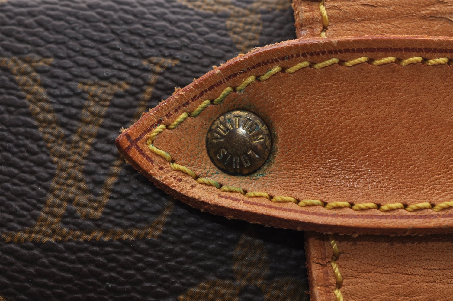 Authentic Louis Vuitton Monogram Saumur 35 Shoulder Cross Bag M42254 LV 1785I