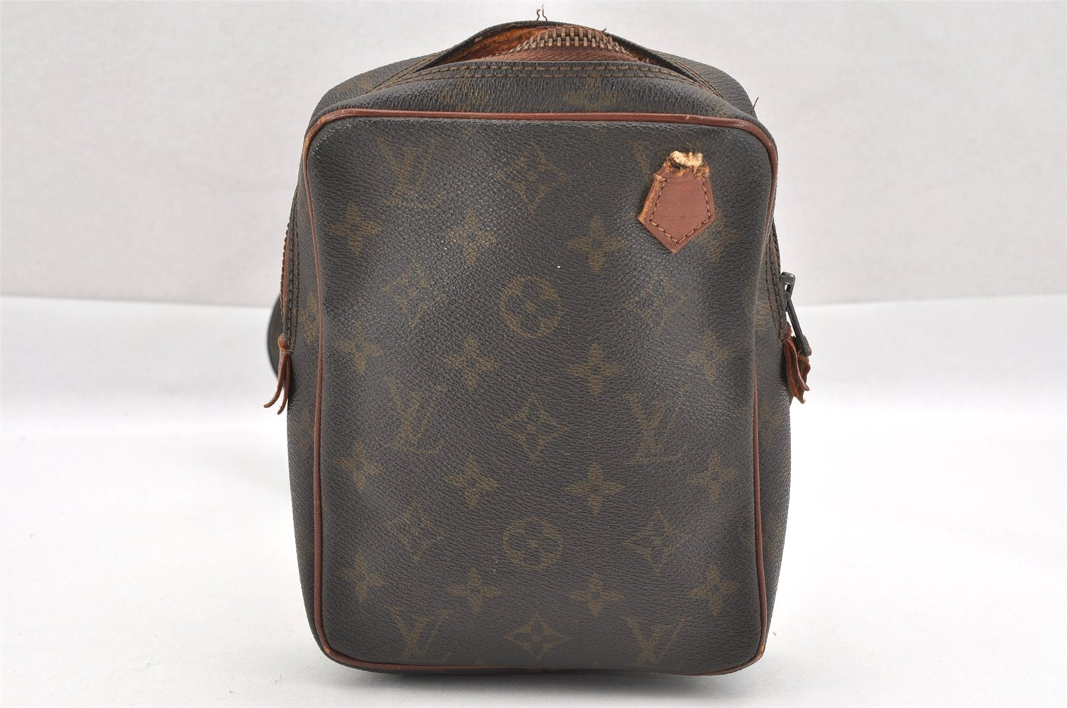 Authentic Louis Vuitton Monogram Danube Shoulder Cross Bag Old Model Junk 1788I