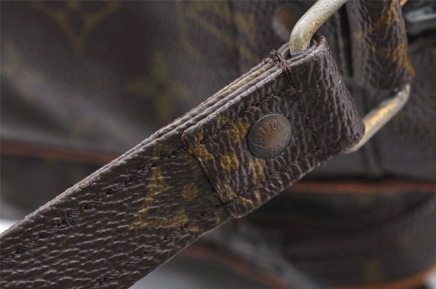 Authentic Louis Vuitton Monogram Nile Shoulder Cross Body Bag Old Model LV 1791I