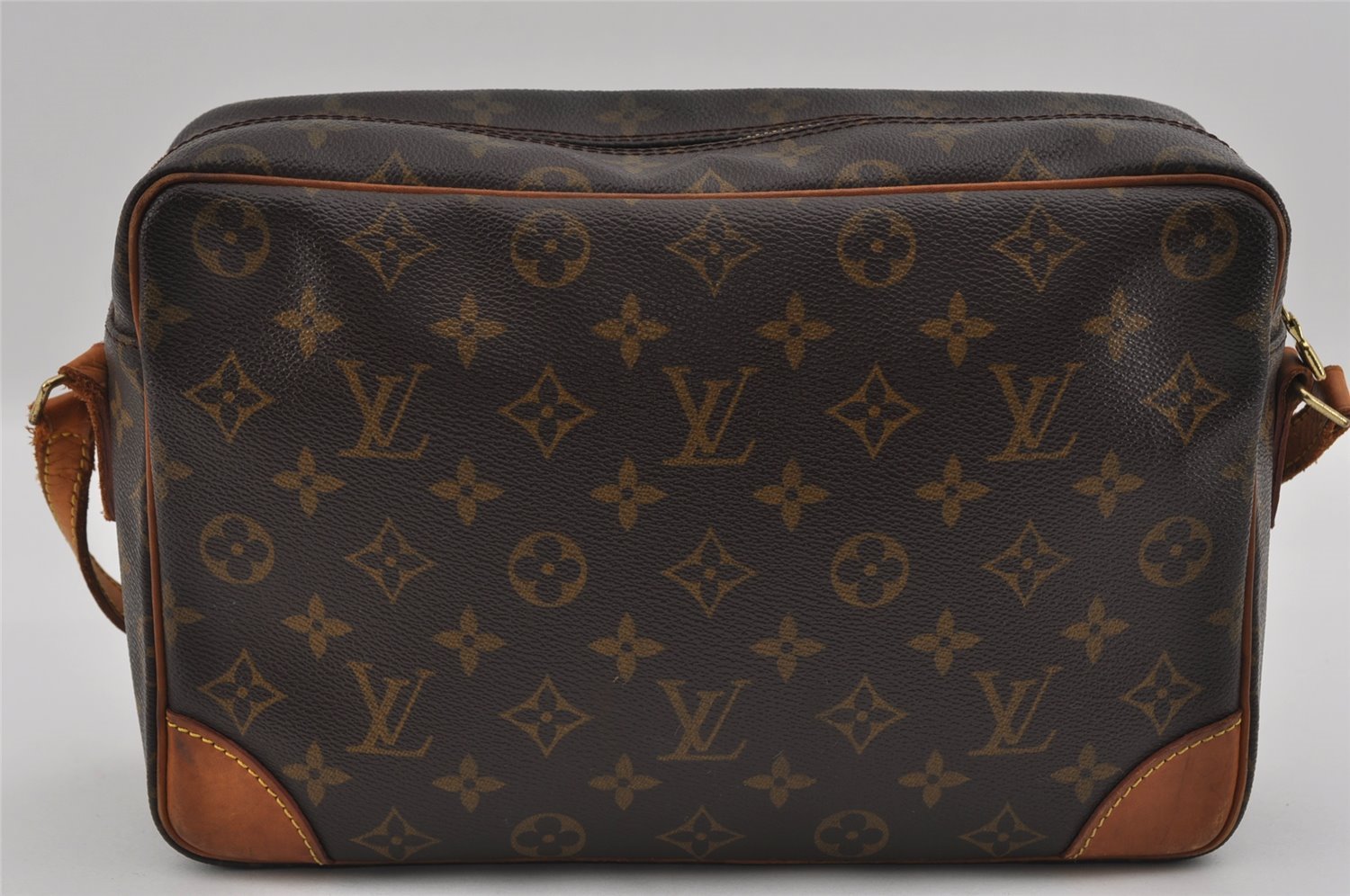 Authentic Louis Vuitton Monogram Trocadero 30 Shoulder Cross Bag M51272 LV 1793I