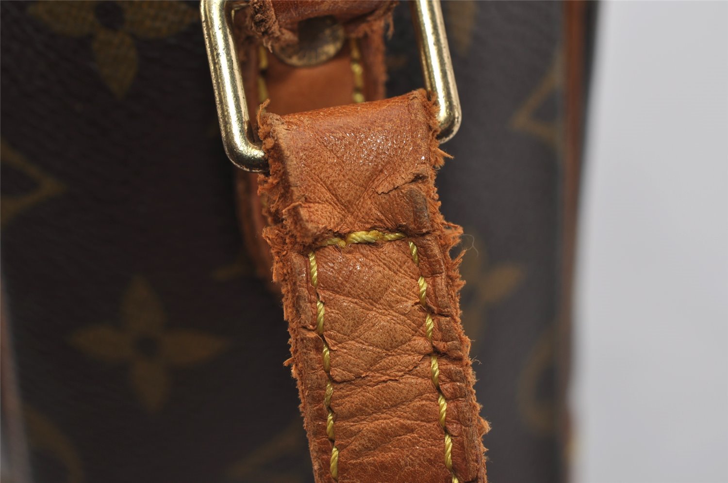 Authentic Louis Vuitton Monogram Trocadero 30 Shoulder Cross Bag M51272 LV 1793I