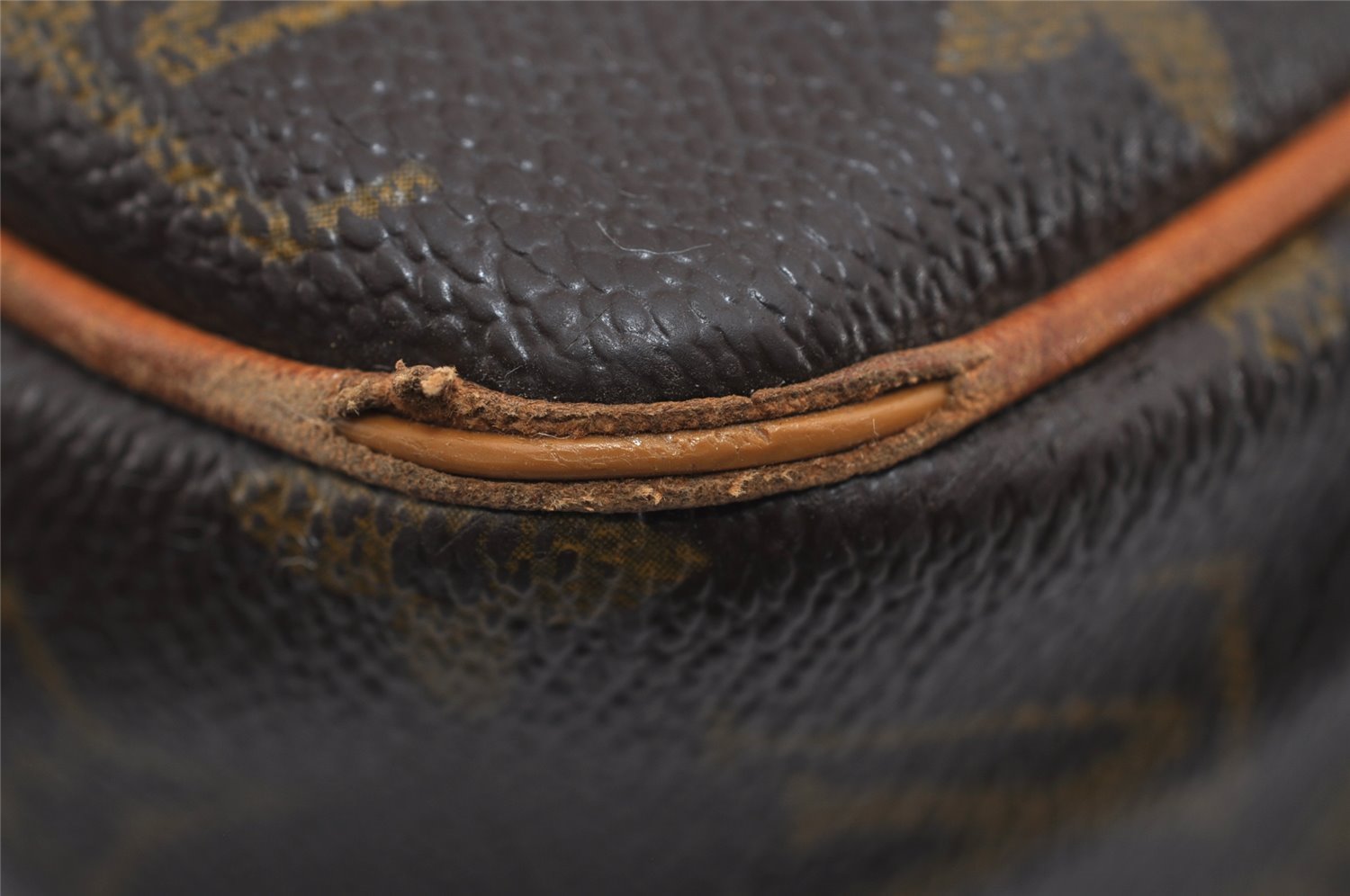 Authentic Louis Vuitton Monogram Batignolles Horizontal Tote Bag M51154 LV 1797I