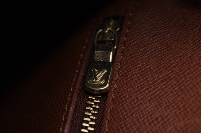 Auth Louis Vuitton Monogram Saint Cloud GM Shoulder Cross Bag M51242 LV 1807D
