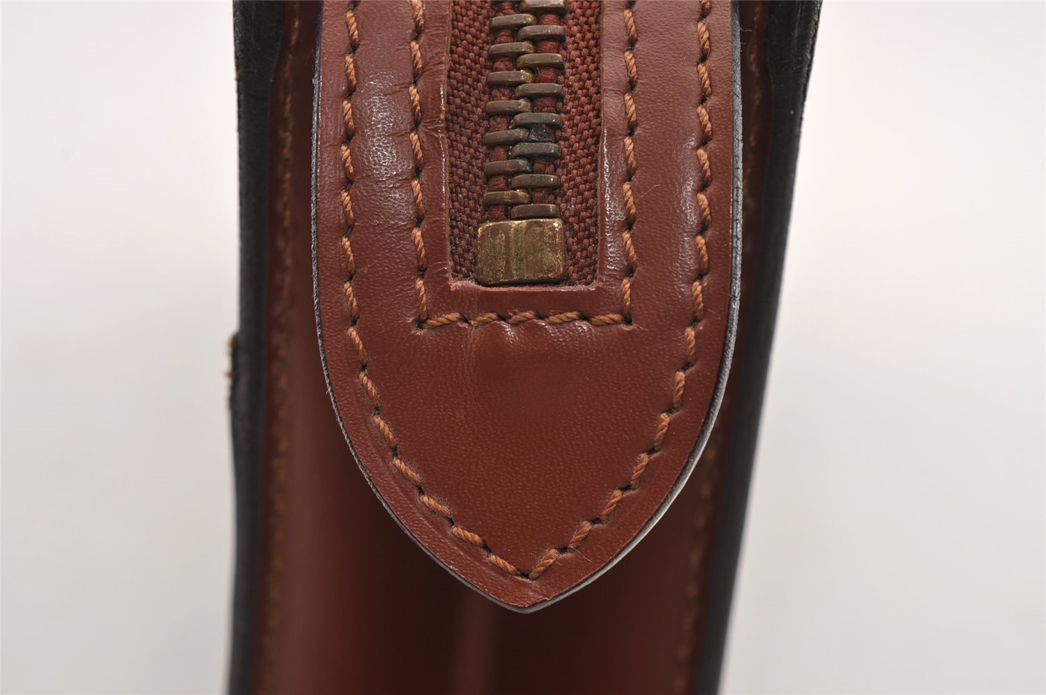 Authentic Louis Vuitton Monogram Pochette Homme Clutch Hand Bag M51795 LV 1810I