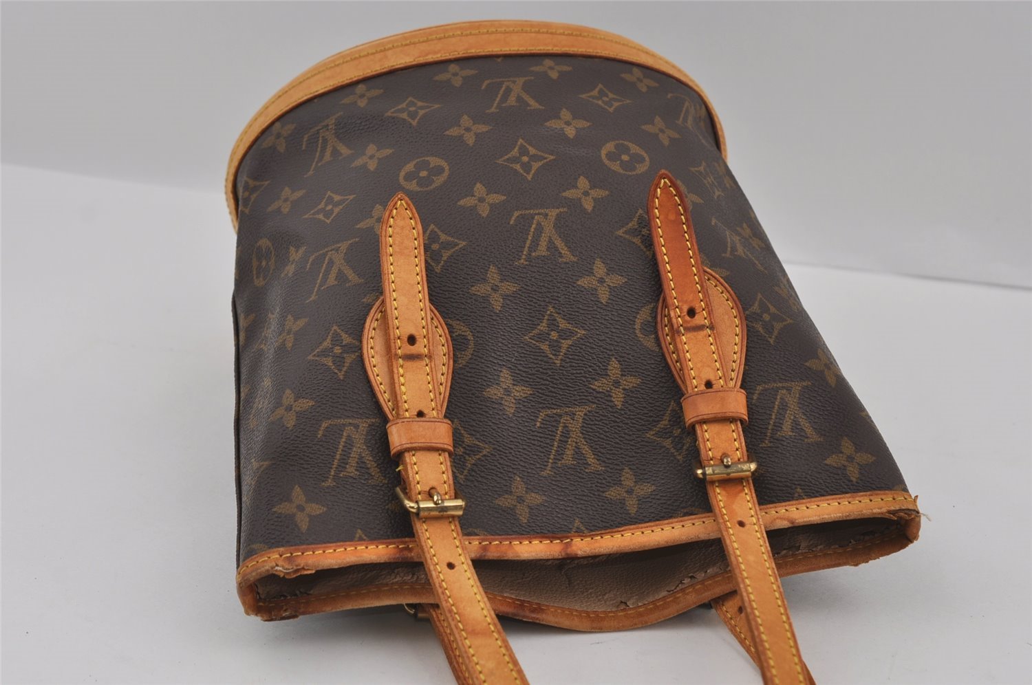 Authentic Louis Vuitton Monogram Bucket PM Shoulder Tote Bag M42238 LV 1811I