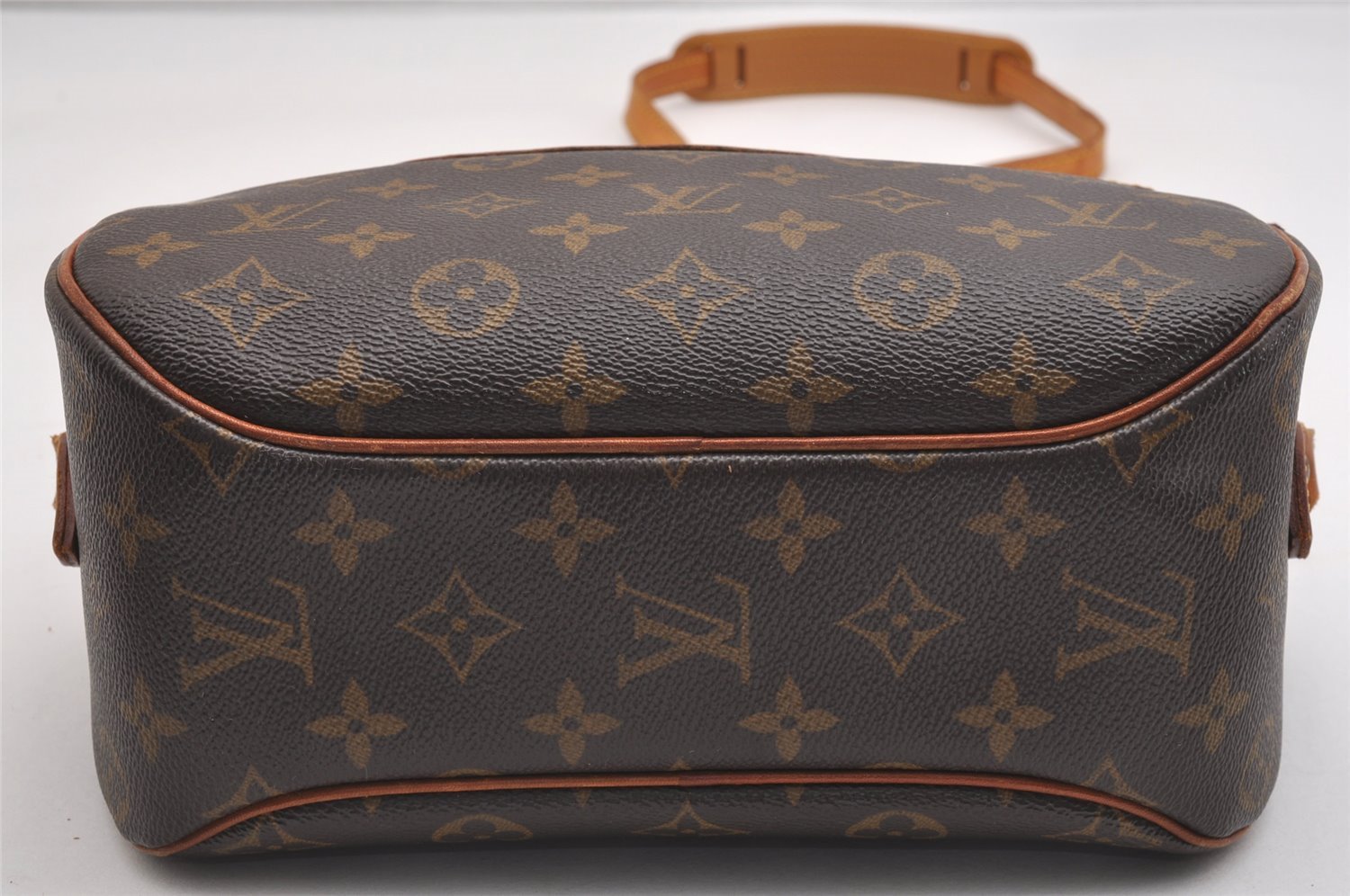 Authentic Louis Vuitton Monogram Blois Shoulder Cross Body Bag M51221 LV 1812I