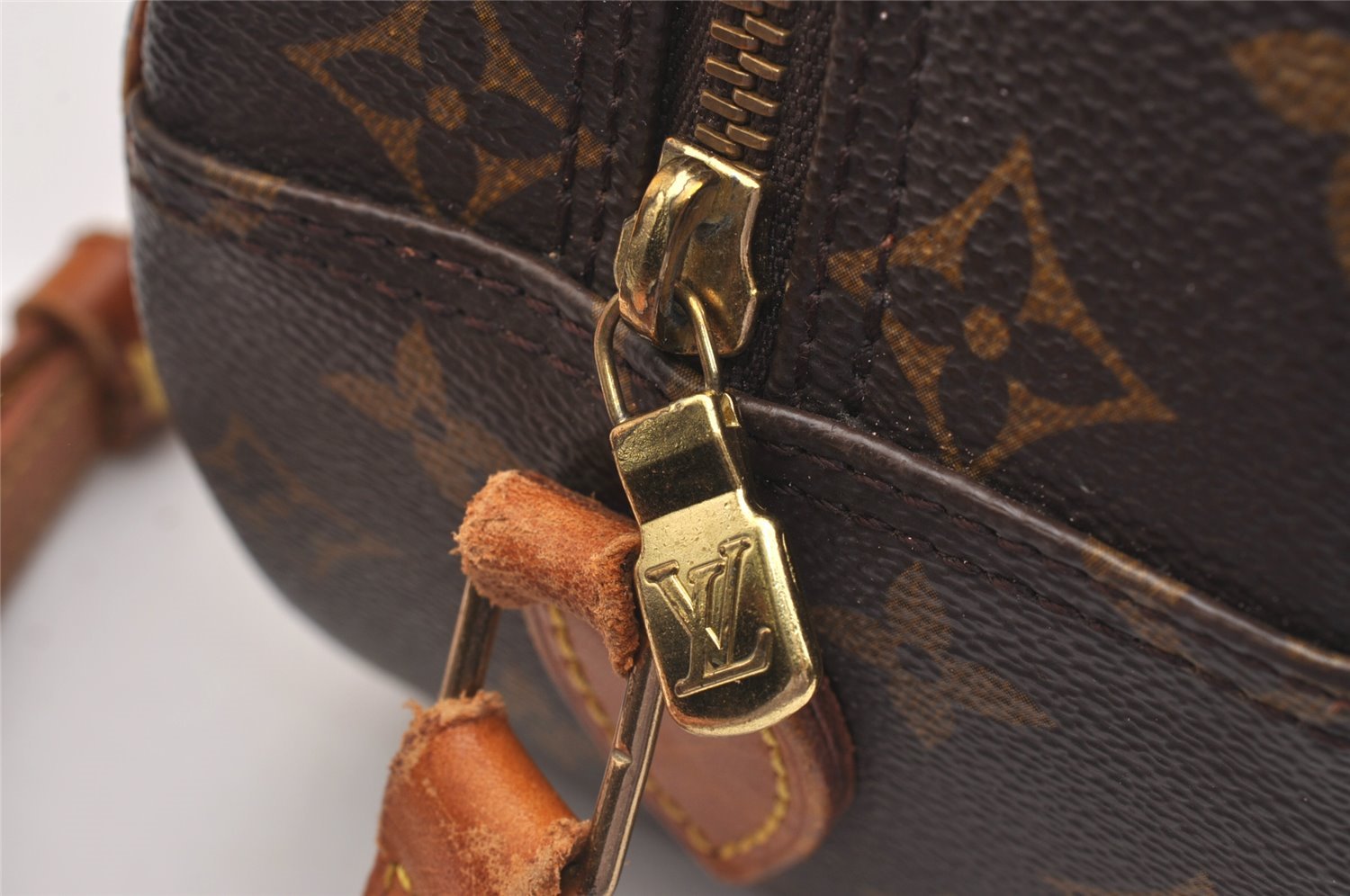 Authentic Louis Vuitton Monogram Blois Shoulder Cross Body Bag M51221 LV 1812I