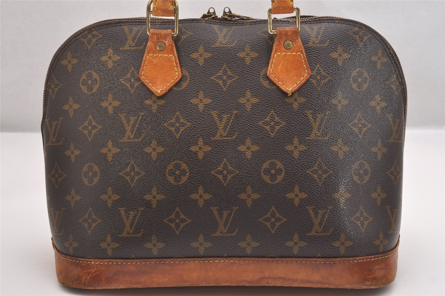 Authentic Louis Vuitton Monogram Alma Hand Bag Purse M51130 LV Junk 1813I