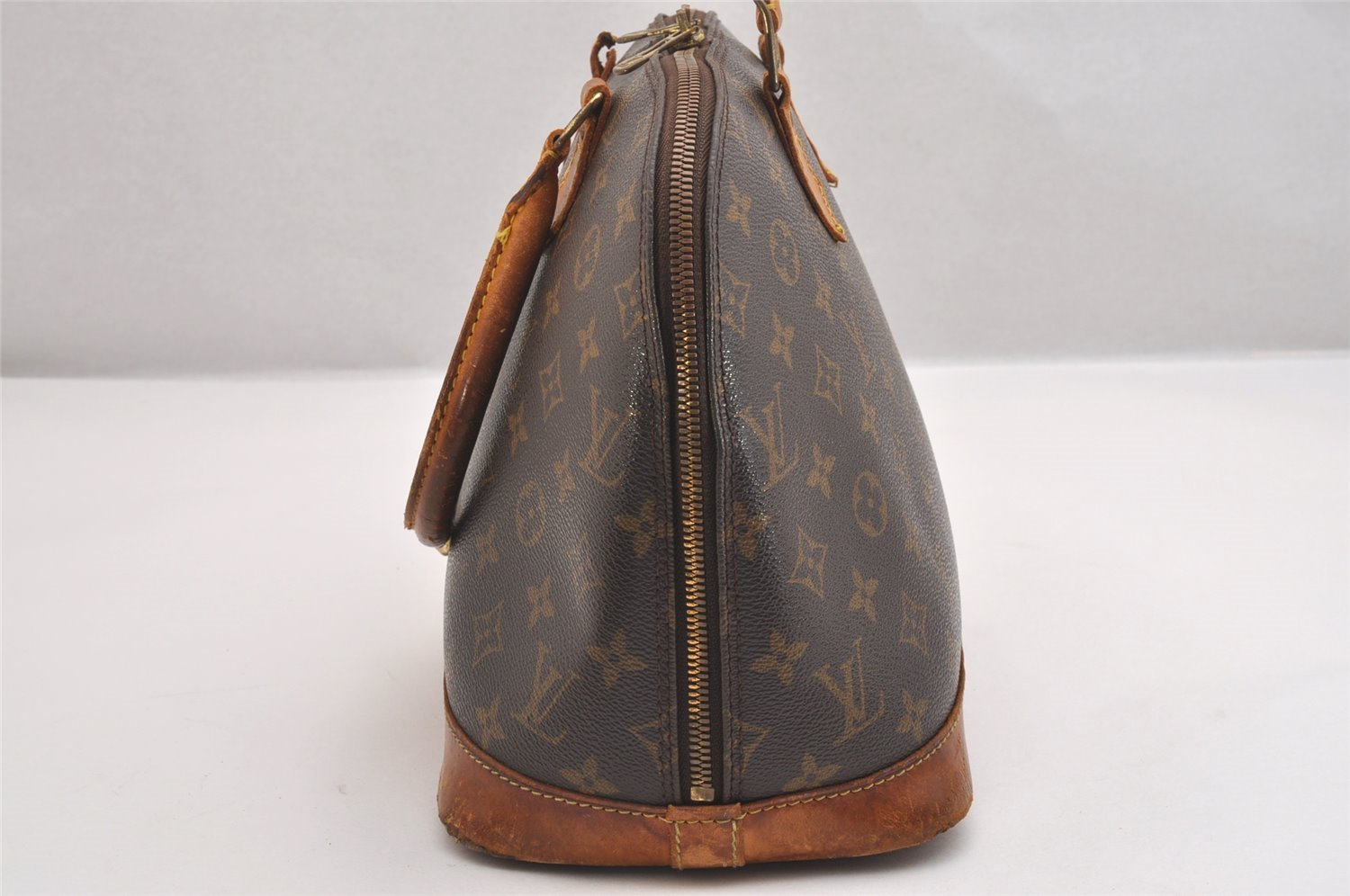 Authentic Louis Vuitton Monogram Alma Hand Bag Purse M51130 LV Junk 1813I