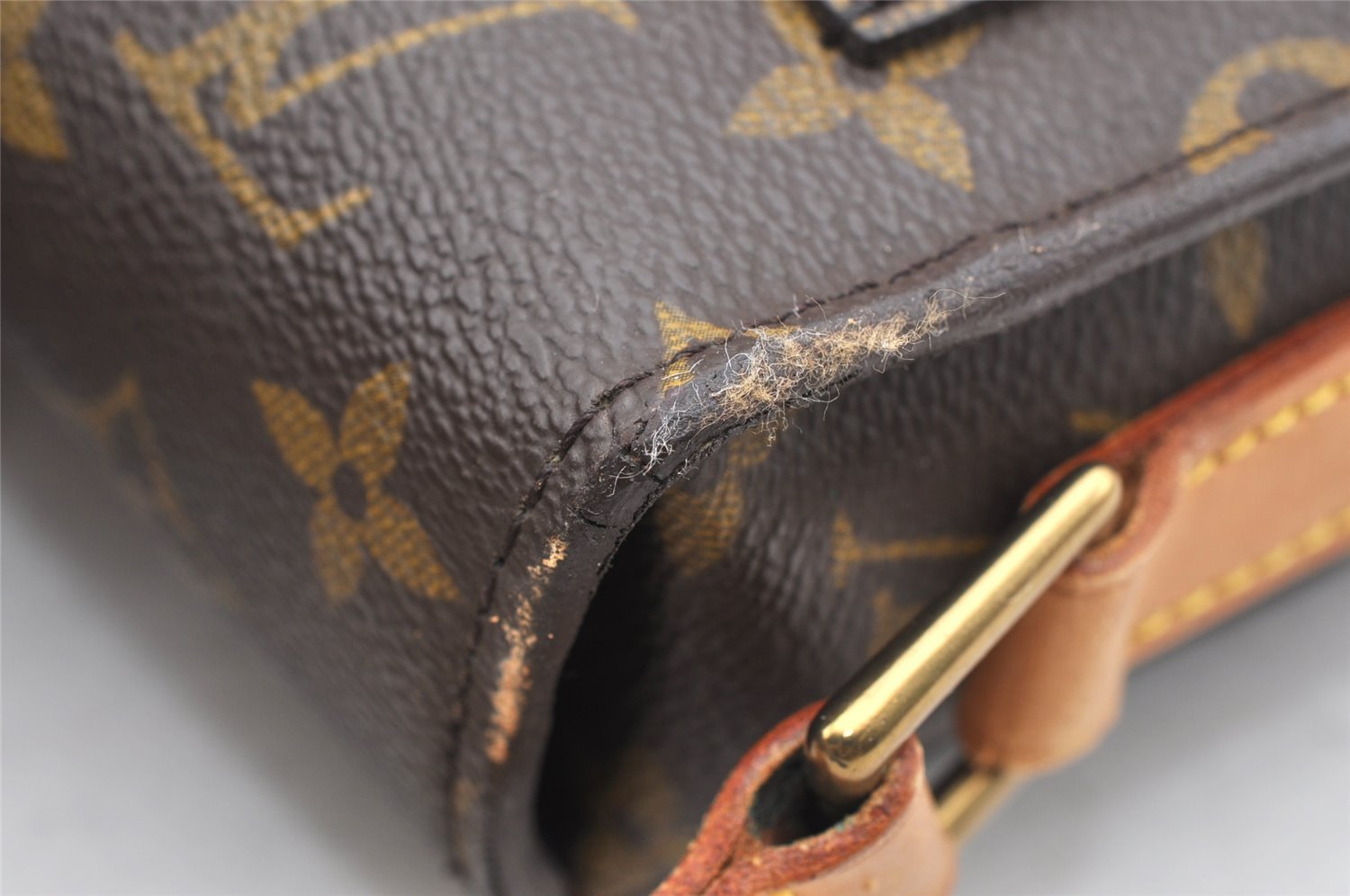 Authentic Louis Vuitton Monogram Saint Cloud GM M51242 Shoulder Cross Bag 1816I