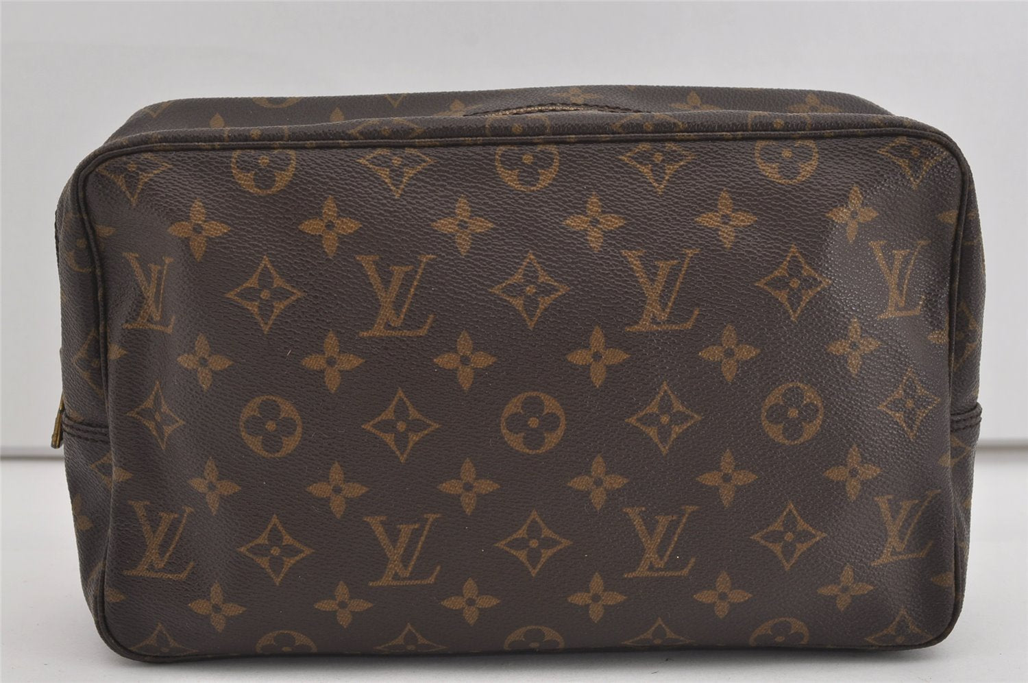 Auth Louis Vuitton Monogram Trousse Toilette 28 Clutch Hand Bag M47522 LV 1817I