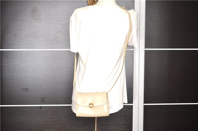 Authentic GUCCI Vintage Shoulder Cross Body Bag Purse Leather Beige 1821G