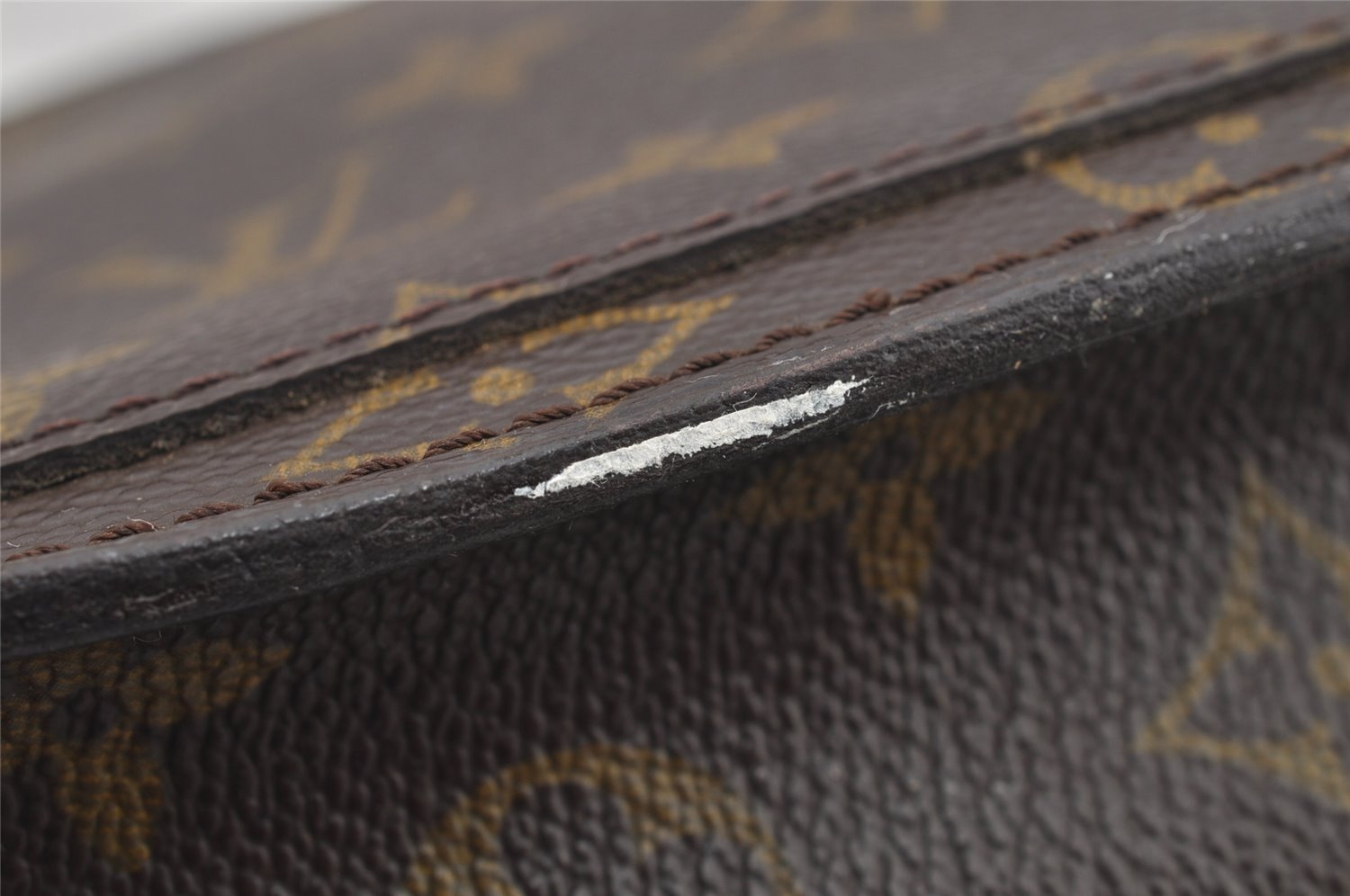 Authentic Louis Vuitton Monogram Saint Cloud MM M51243 Shoulder Cross Bag 1823I