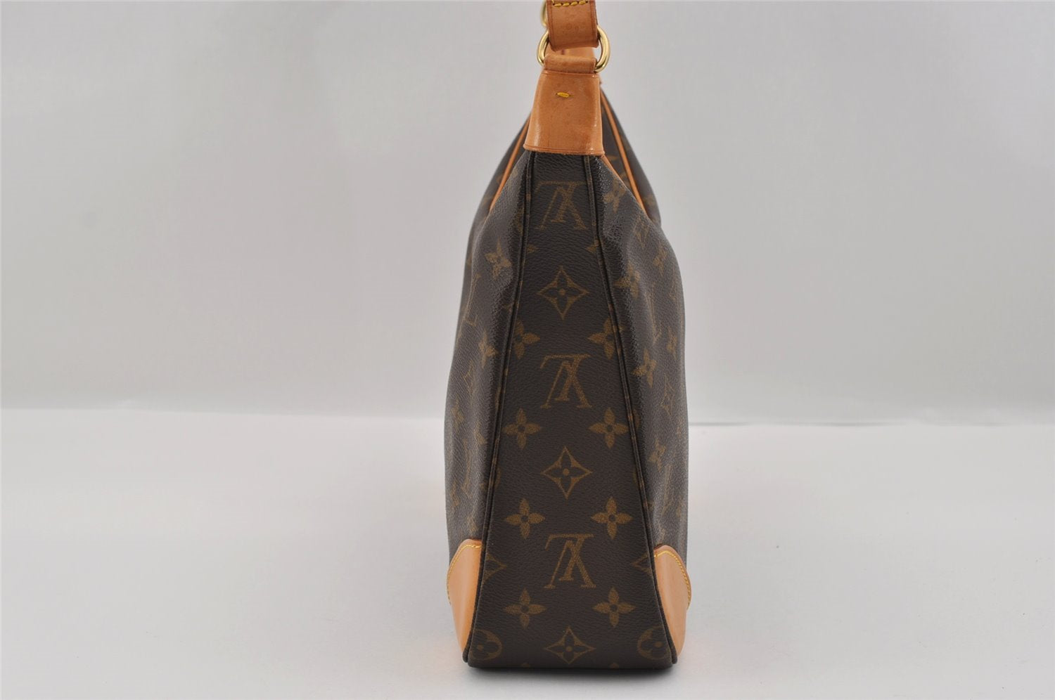 Authentic Louis Vuitton Monogram Boulogne 30 Shoulder Cross Bag M52165 LV 1824I