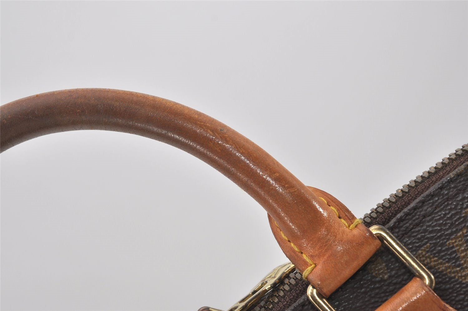 Authentic Louis Vuitton Monogram Alma Hand Bag Purse M51130 LV 1829I