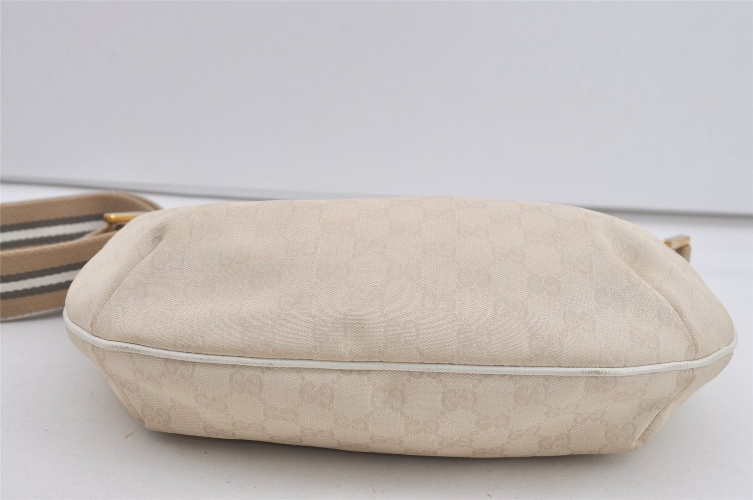 Authentic GUCCI Shoulder Cross Body Bag GG Canvas Leather 181092 White 1838I
