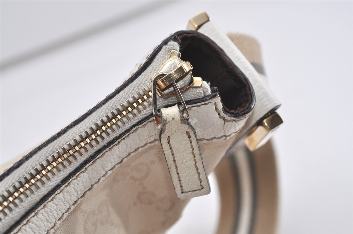 Authentic GUCCI Shoulder Cross Body Bag GG Canvas Leather 181092 White 1838I