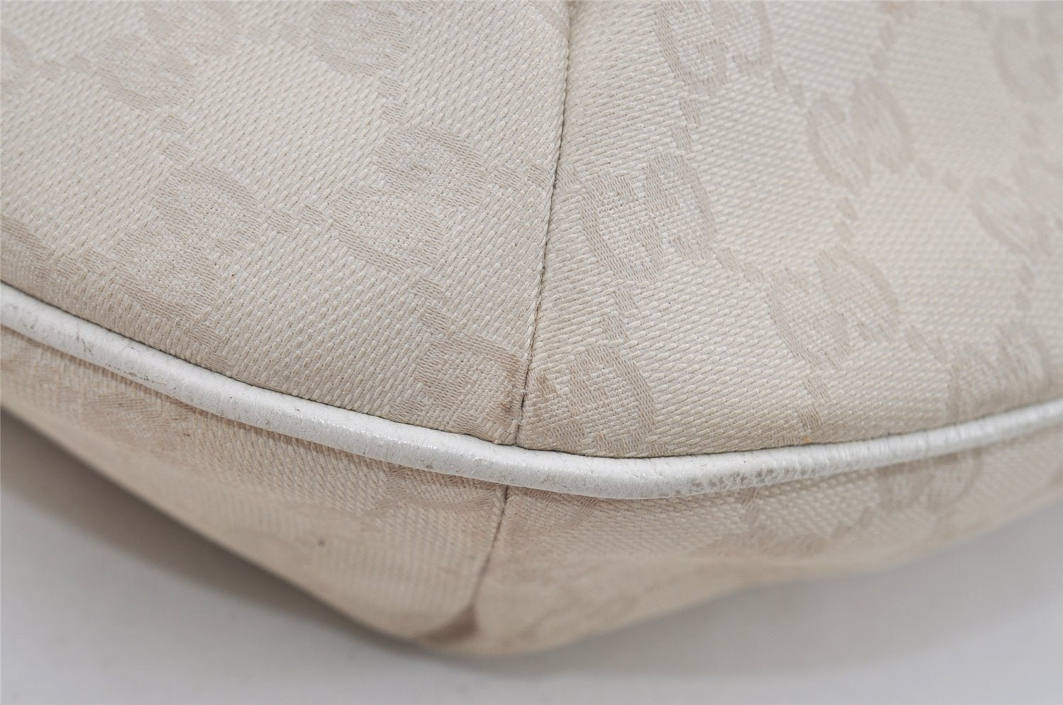 Authentic GUCCI Shoulder Cross Body Bag GG Canvas Leather 181092 White 1838I