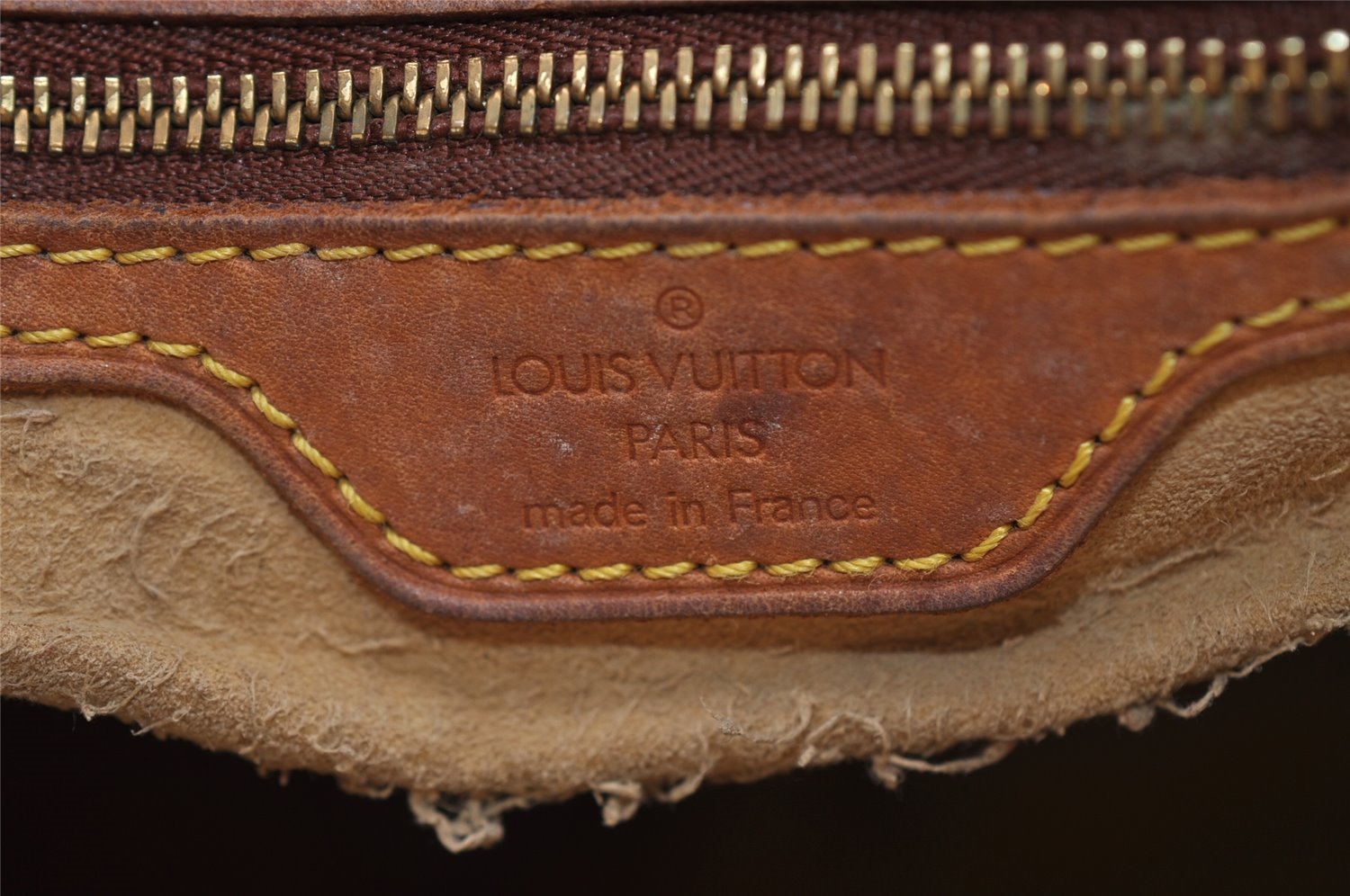 Authentic Louis Vuitton Monogram Looping GM Shoulder Bag M51145 LV 1842I