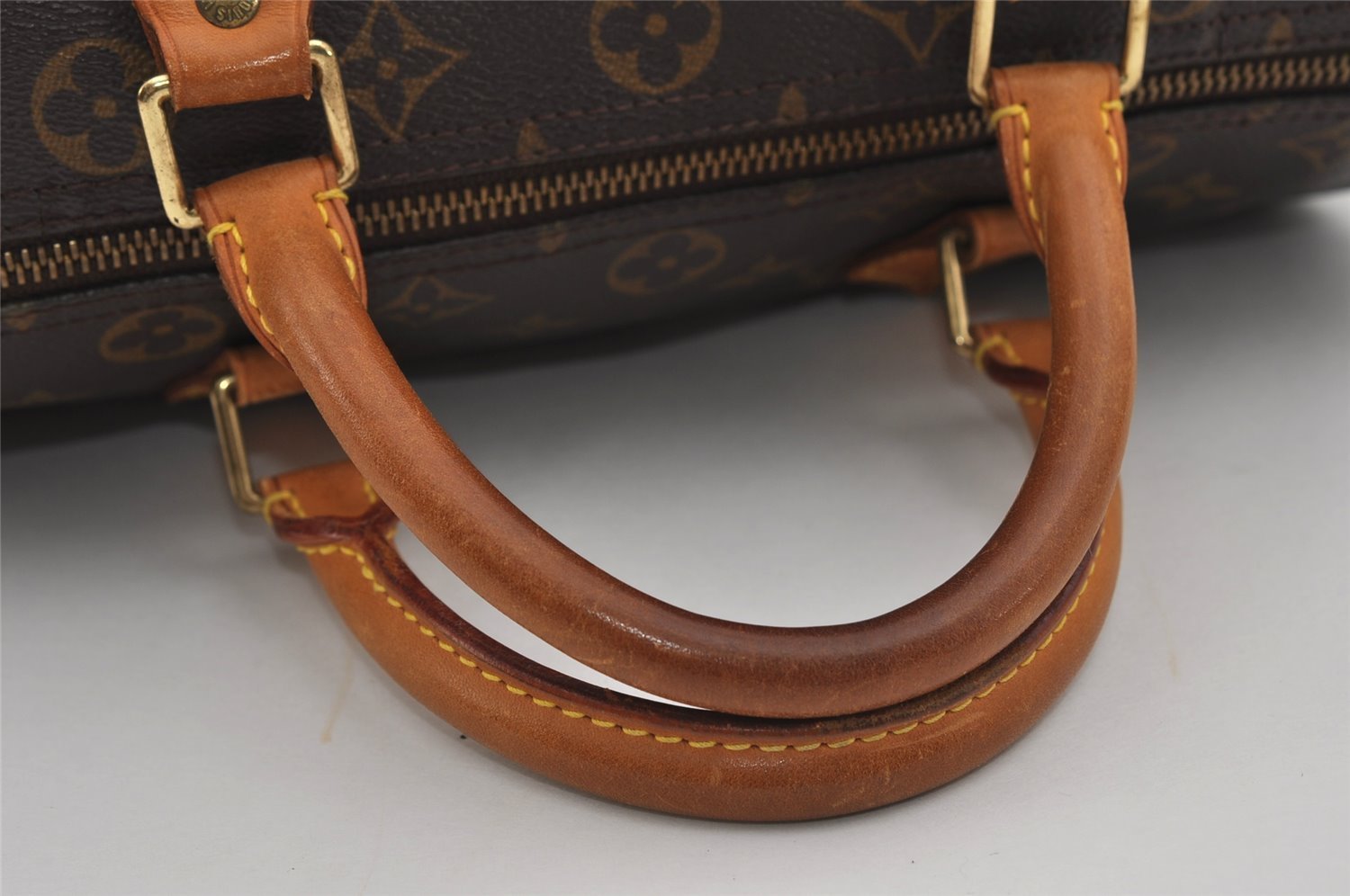 Authentic Louis Vuitton Monogram Speedy 30 Hand Boston Bag M41526 LV 1847I