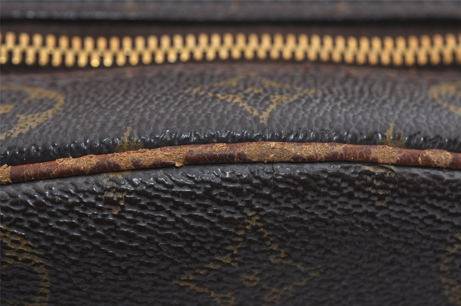 Authentic Louis Vuitton Monogram Blois Shoulder Cross Body Bag M51221 LV 1871I