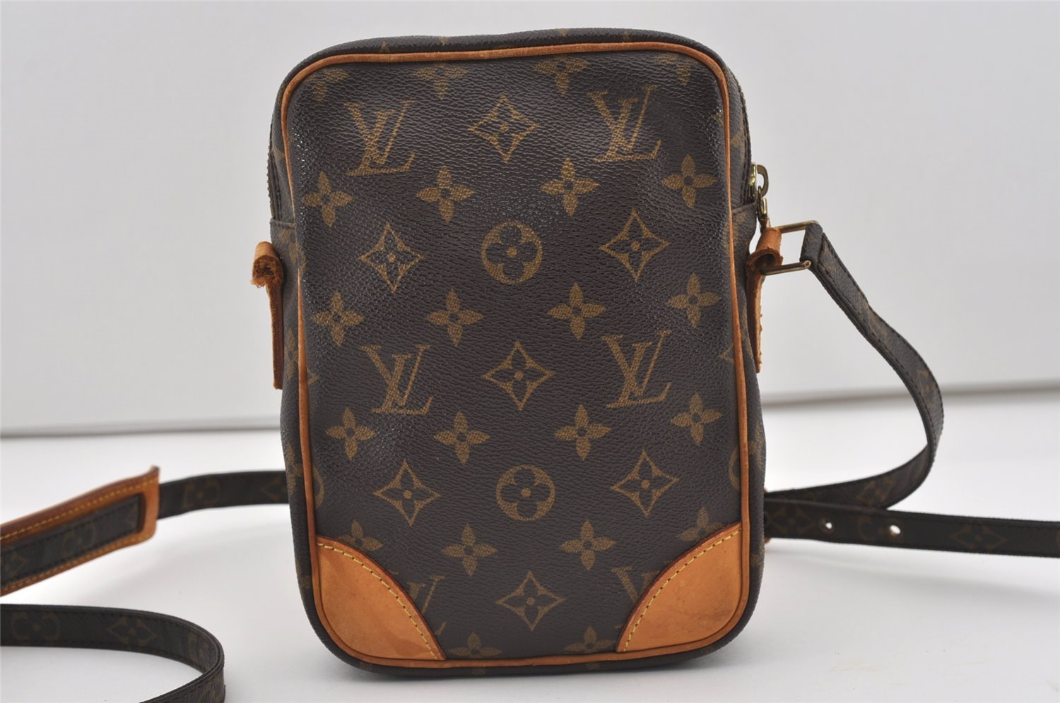 Authentic Louis Vuitton Monogram Danube Shoulder Crossbody Bag M45266 Junk 1874I