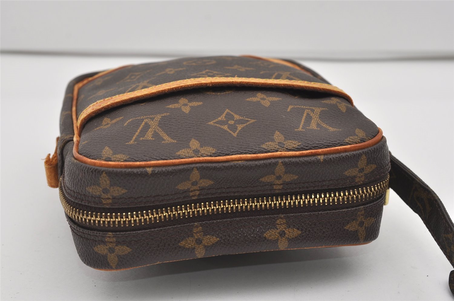 Authentic Louis Vuitton Monogram Danube Shoulder Crossbody Bag M45266 Junk 1874I