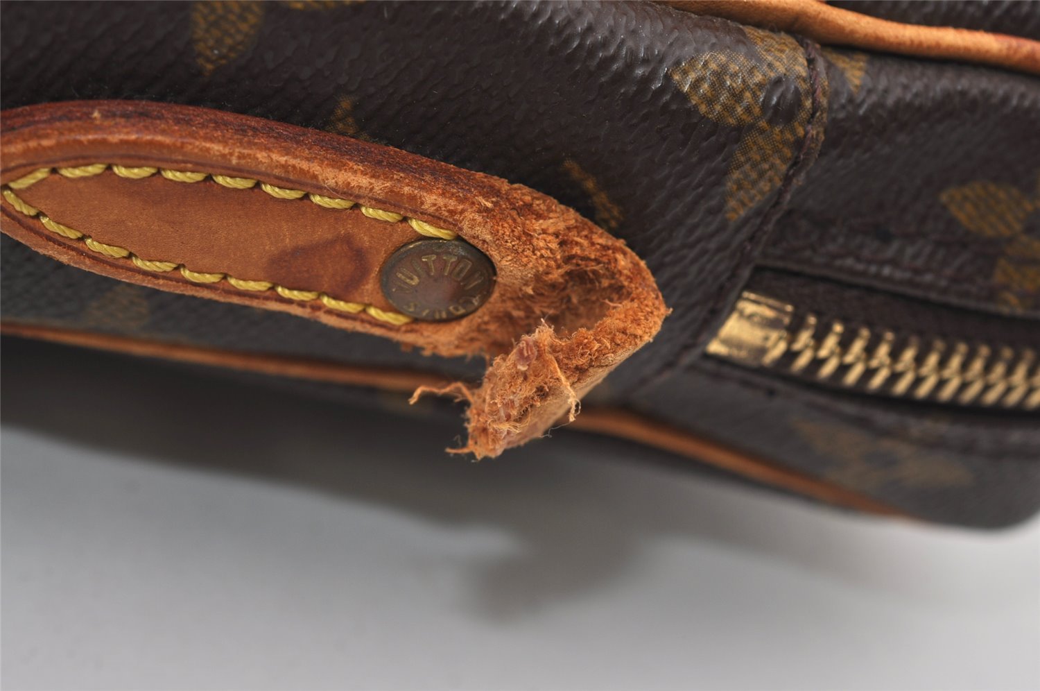 Authentic Louis Vuitton Monogram Danube Shoulder Crossbody Bag M45266 Junk 1874I