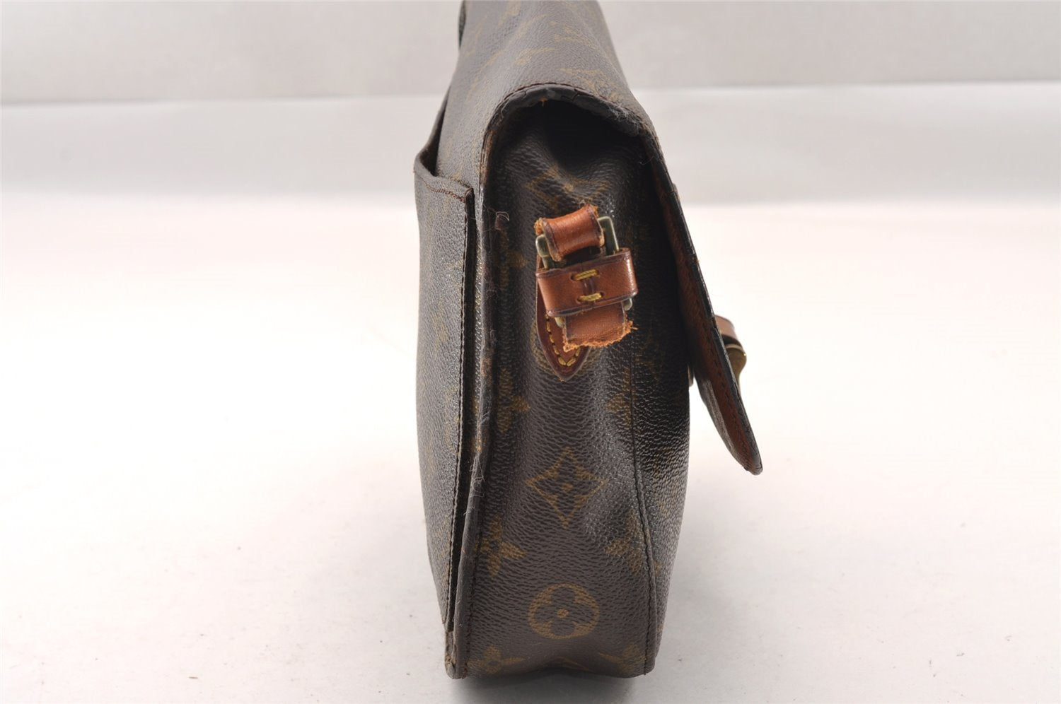 Authentic Louis Vuitton Monogram Saint Cloud MM M51243 Shoulder Bag Junk 1877I