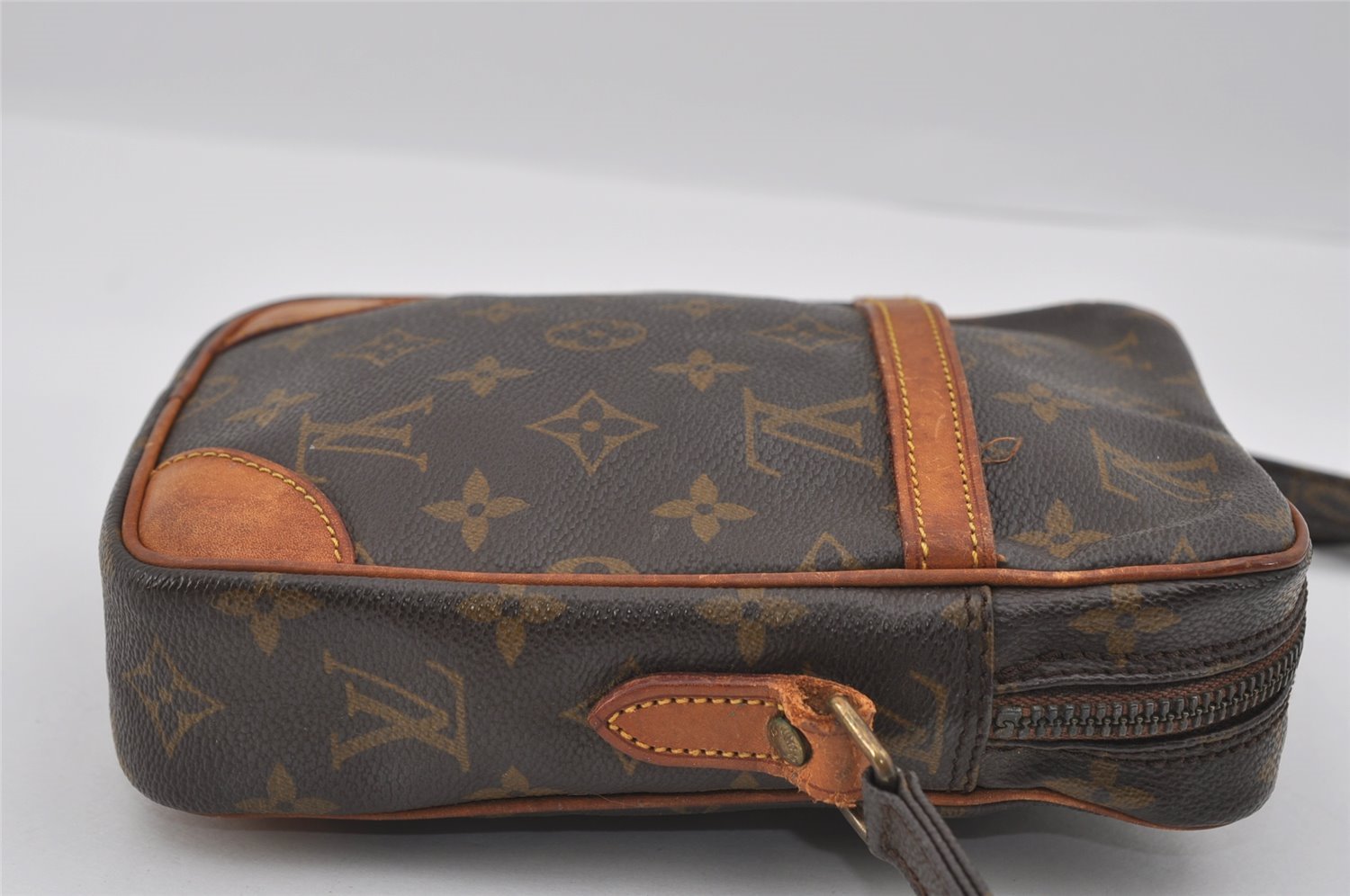 Authentic Louis Vuitton Monogram Danube Shoulder Cross Body Bag M45266 LV 1880I