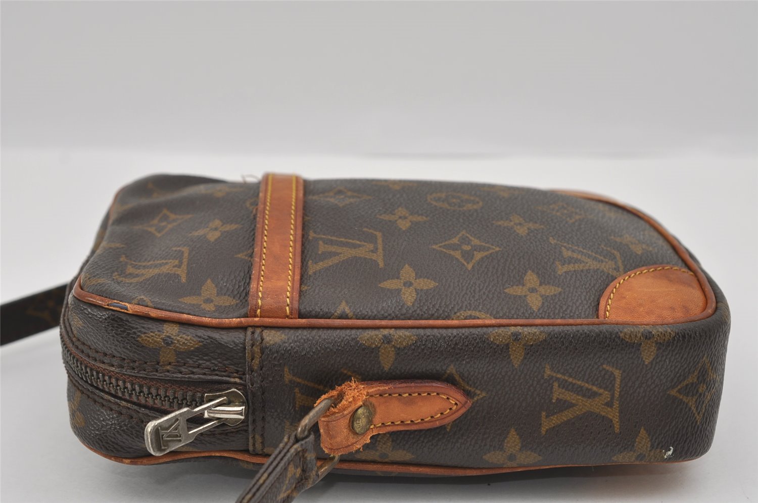 Authentic Louis Vuitton Monogram Danube Shoulder Cross Body Bag M45266 LV 1880I