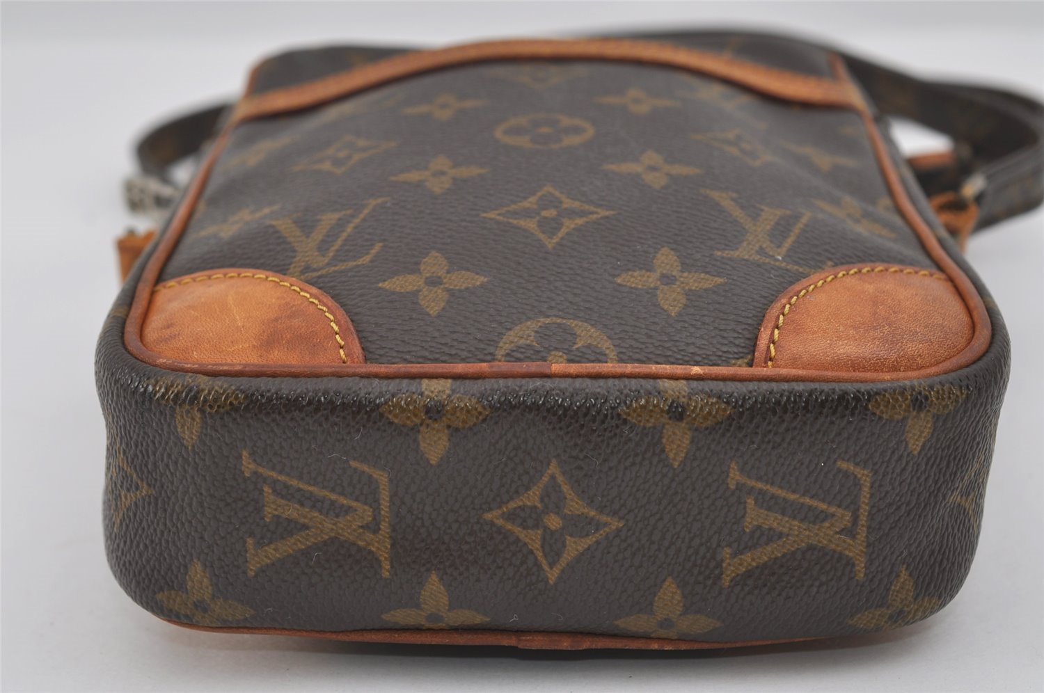 Authentic Louis Vuitton Monogram Danube Shoulder Cross Body Bag M45266 LV 1880I