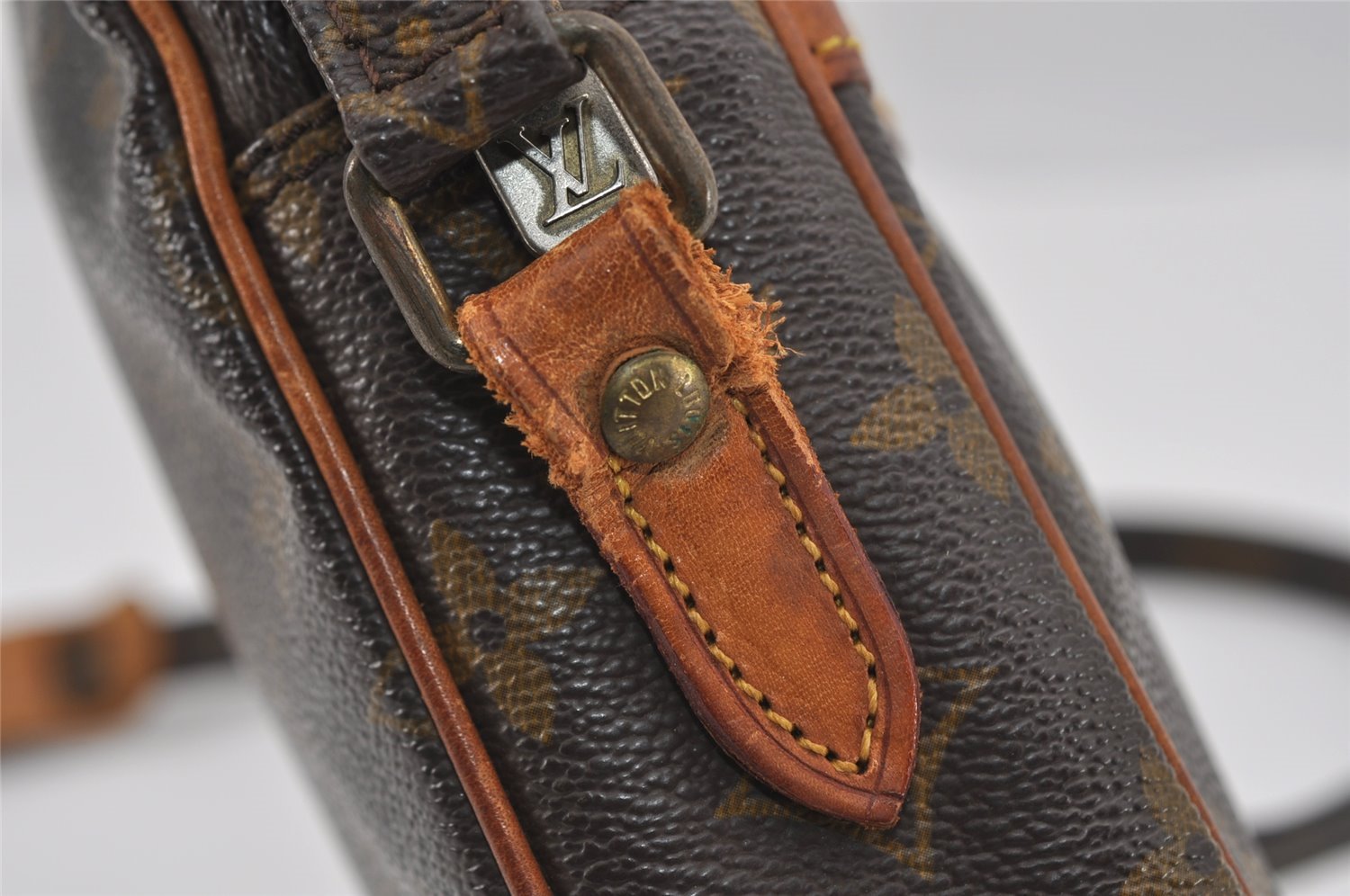 Authentic Louis Vuitton Monogram Danube Shoulder Cross Body Bag M45266 LV 1880I