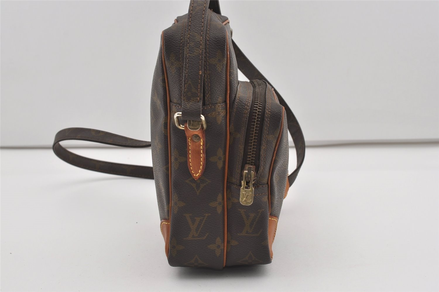 Authentic Louis Vuitton Monogram Amazone Shoulder Cross Body Bag M45236 LV 1881I