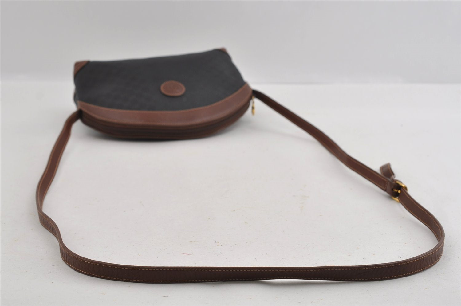 Authentic GUCCI Micro GG PVC Leather Shoulder Cross Body Bag Black Junk 1886I