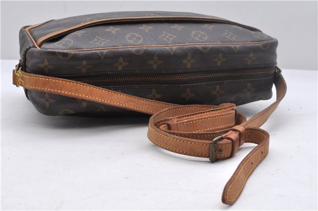 Auth Louis Vuitton Monogram Trocadero 30 Shoulder Cross Body Bag M51272 LV 1907D